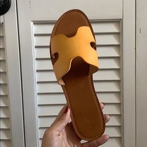 3/$15 Yellow universal thread sandal